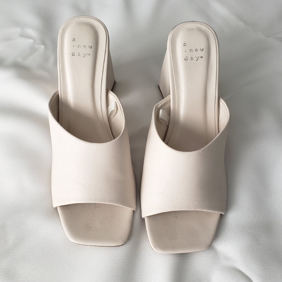 a new day Shoes - A New Day Chunky Heel Sandals Size 9 1/2